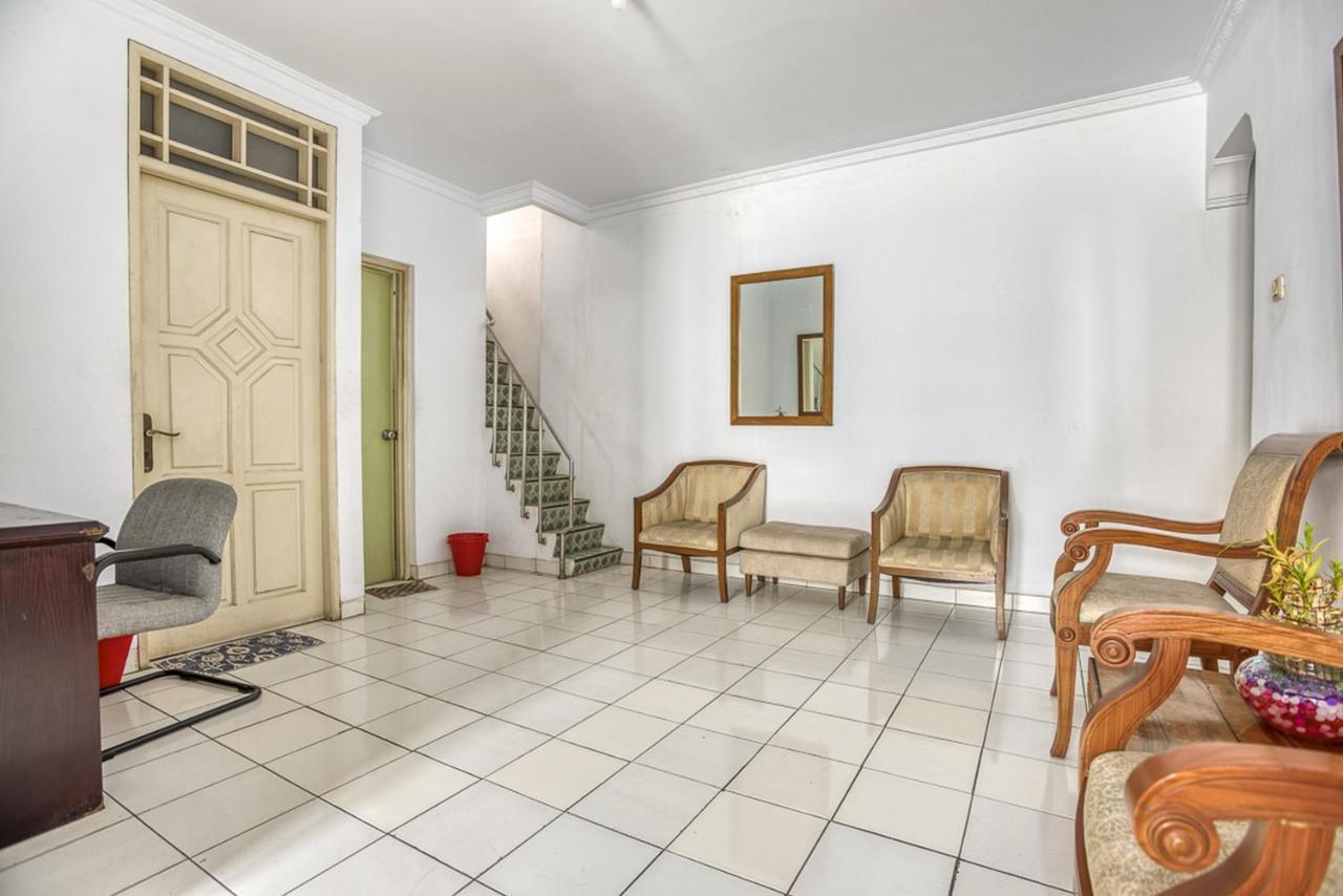 Reddoorz Hostel @ Feliz Noche Cengkareng Τζακάρτα Εξωτερικό φωτογραφία