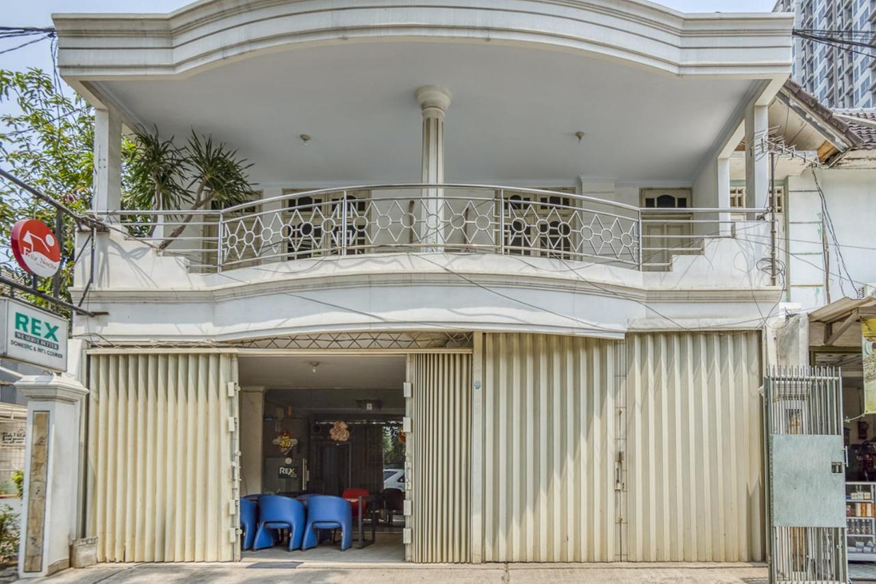 Reddoorz Hostel @ Feliz Noche Cengkareng Τζακάρτα Εξωτερικό φωτογραφία